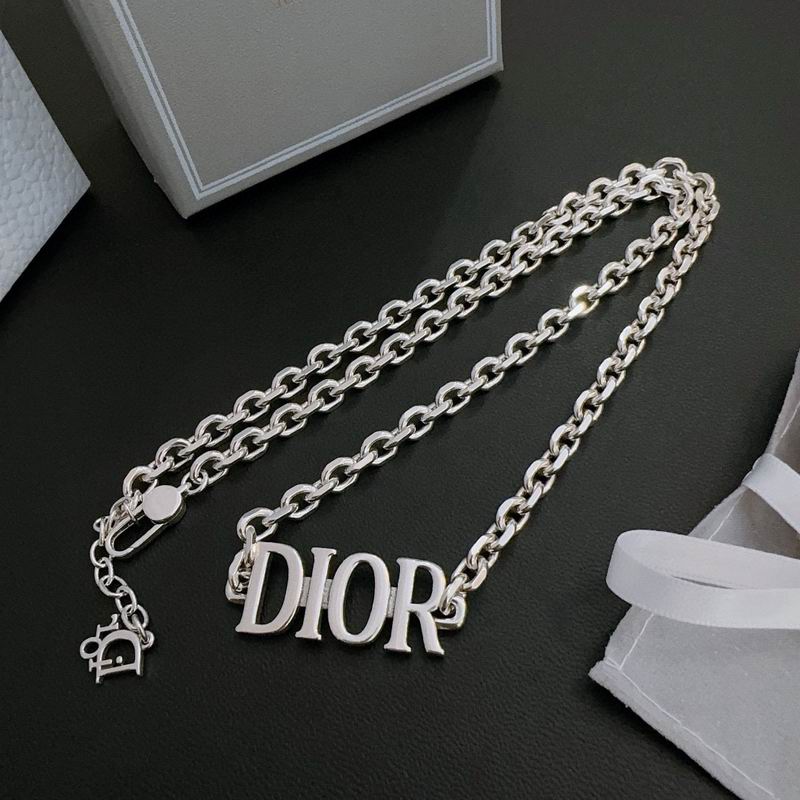 Dior Necklace 05lyr294 (1)